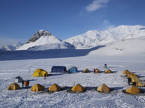 Pakistan Youth Outreach Foundation and Hindukush Mountaineering and Adventure Club organized the valley’s first youth ski and mountaineering training camp. Image Credit: PYOF