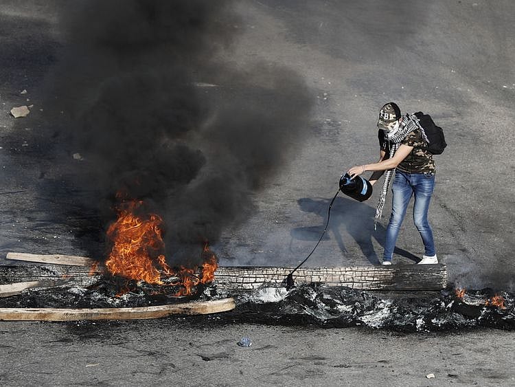 Copy of APTOPIX_Lebanon_Protests_64931.jpg-50a33~1-1578998406234