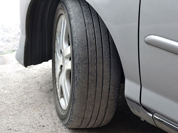 Auto tyres