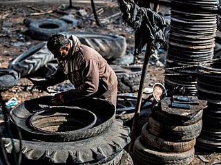 Egypt village turns a profit on used tyres