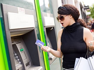 UAE: ATM accepted his credit card payment but did not reflect in his account