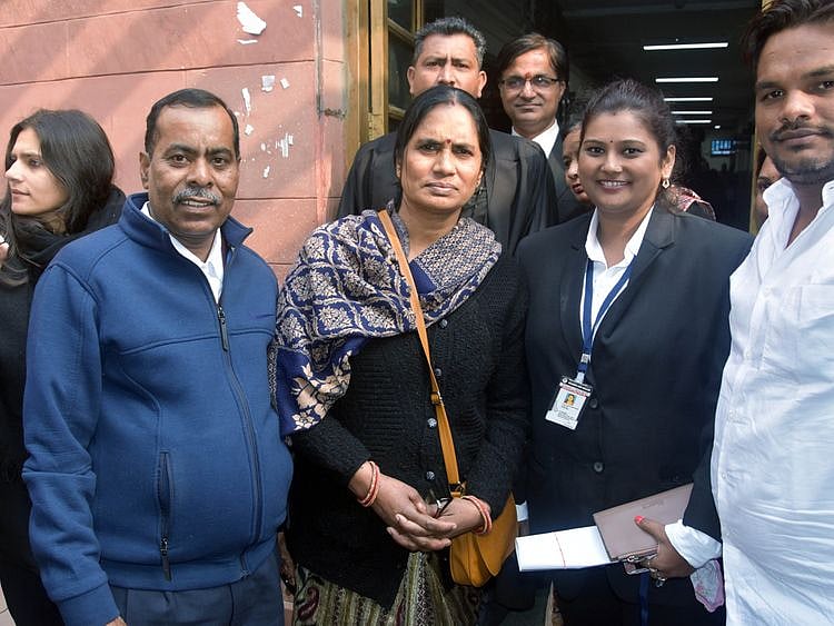 WIN NIRBHAYA PARENTS-1579786345664