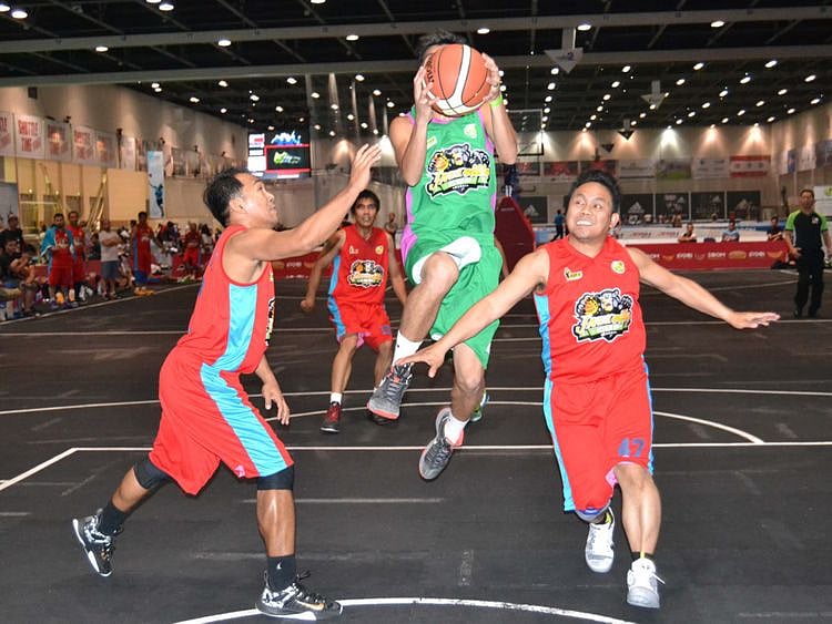 NAT basketball game in Dubai 03-1580223131520