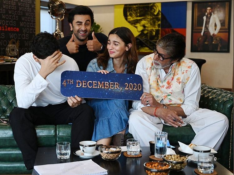Amitabh Bachchan, Ranbir Kapoor Alia Bhatt and AyanMukerji 