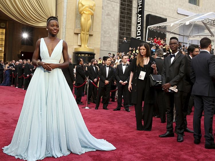 Oscars RedCarpet-1581161383709