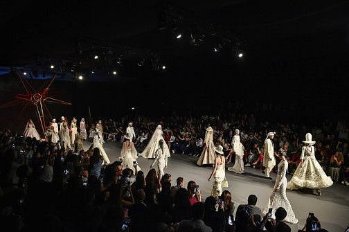 FFWD EZRA-1581413761021