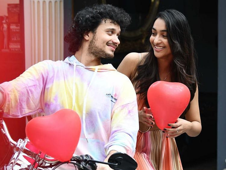 Namashi-1581672587681