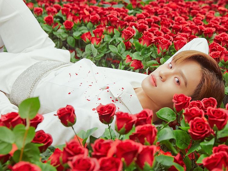 AB6IX's Lee Dae-hwi.-1581833639552