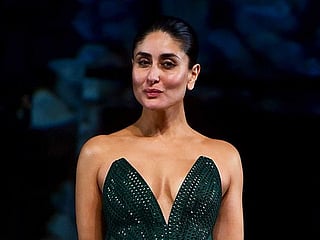 Kareena Kapoor stuns at Lakme Fashion Week finale
