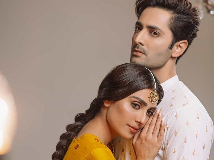 Ayeza Khan and Danish Taimoor-1581932382621