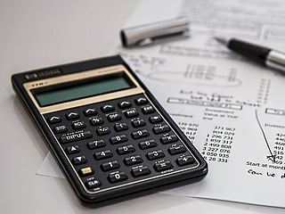 I moved from a limited to unlimited contract in the UAE. How will my gratuity be calculated?