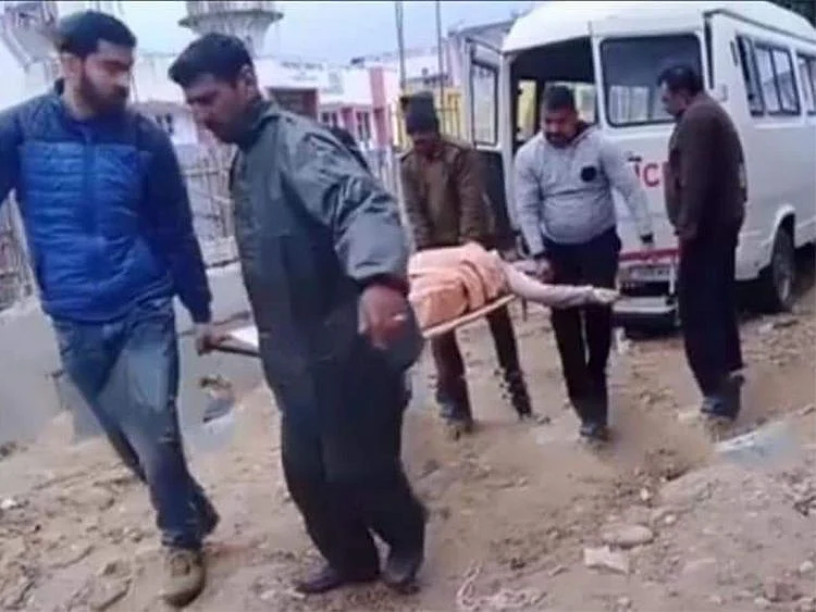 5 killed in tragic road accident in Jammu