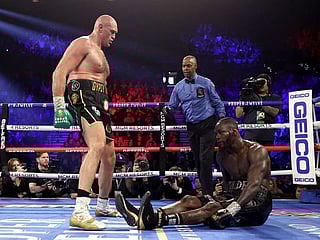 Tyson Fury beats Deontay Wilder to win WBC heavyweight championship