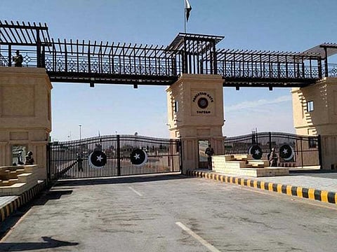 Pakistan shuts its Taftan border with Iran for fear of Coronavirus spread