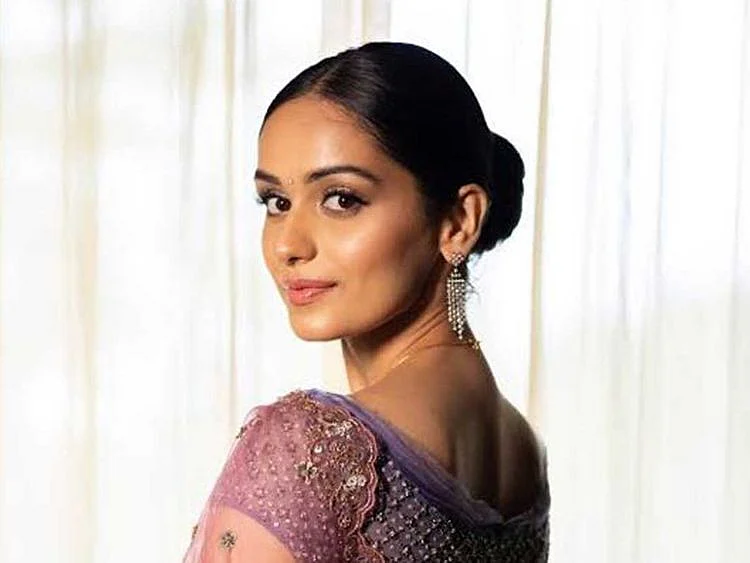 Manushi Chhillar