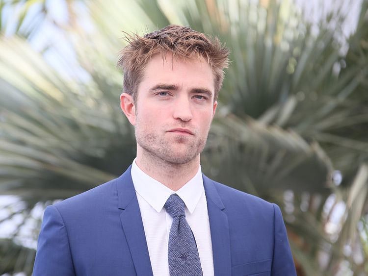 Robert Pattinson-1582789924135