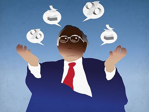In his own inimitable way, Warren Buffett is still dishing out advice and giving a preview of what's to come. Investors are still entranced by the Sage. 