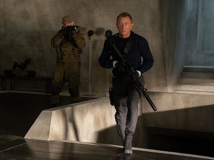 Daniel Craig in No Time to Die (2020)1-1583307063959