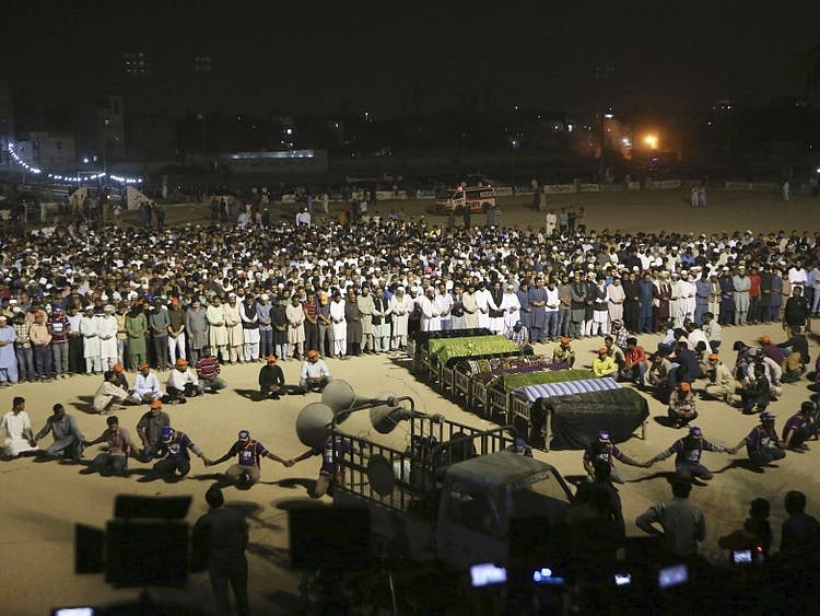 WPK 200307 KARACHI FUNERAL1-1583580951951