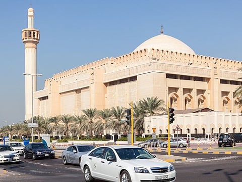 Kuwait mosques adopt energy cuts, limit air conditioning and indoor access amid rising demand