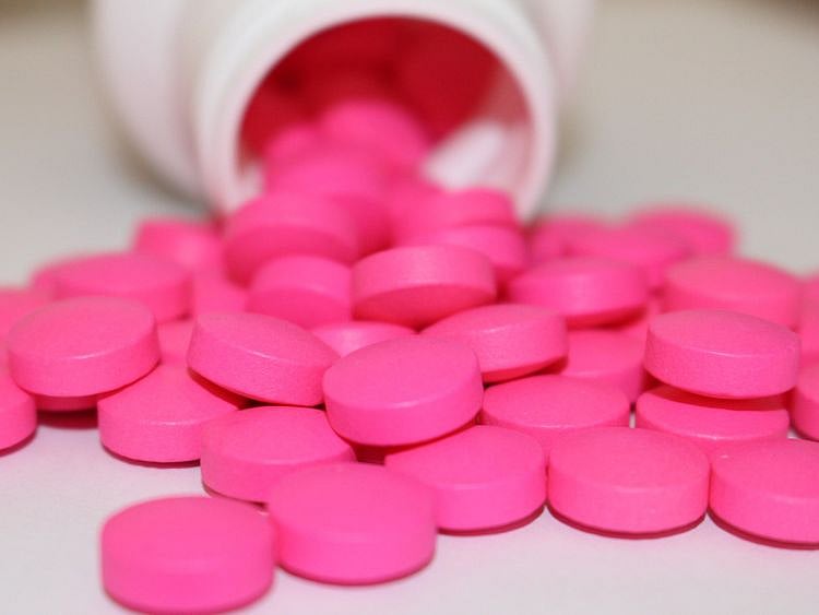 Ibuprofen pain killers tablets medicine generic 