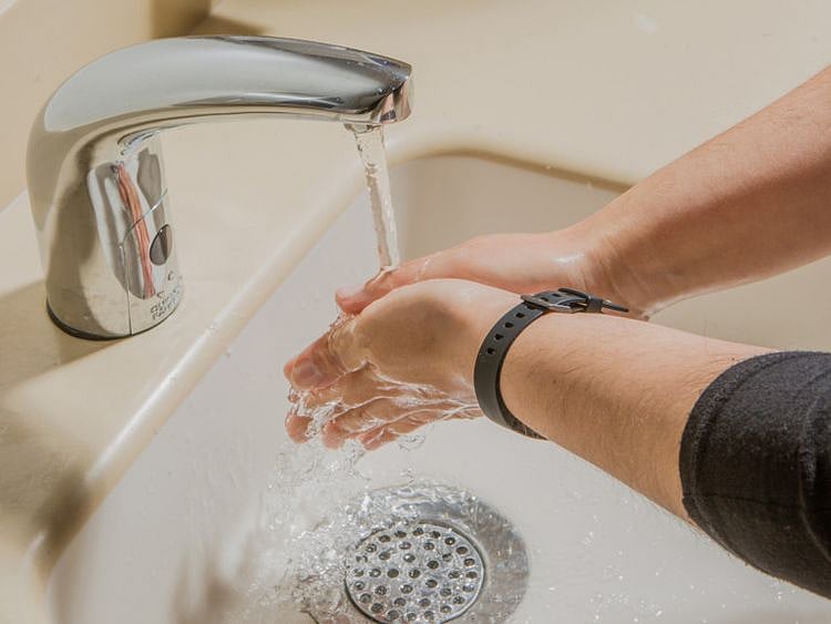 OPN WASHING HANDS-1584438623088