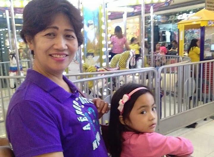 NAT 200319 Erlinda Bolivar Leobrera with grand daughter-1584630049312