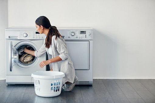 opn woman laundry1-1584869894047