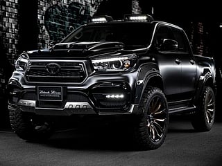 Toyota HiLux Black Bison is just itching for a fight with the Ford Ranger Raptor...