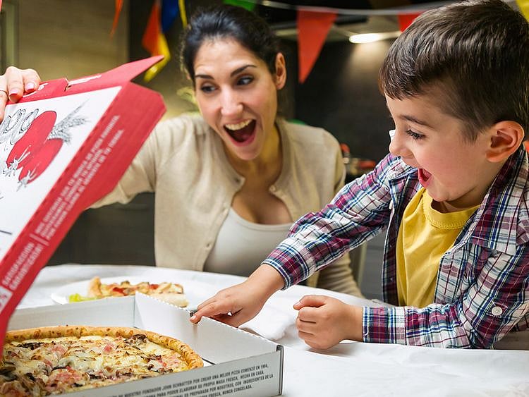 Papa John's UAE contact free delivery
