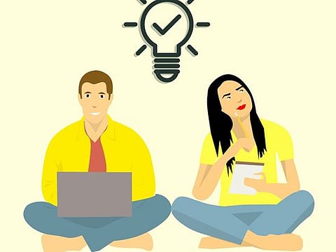 Before you get your hands dirty in the sometimes chaotic combination of formal employment and entrepreneurship, here are a few pitfalls to avoid.