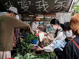COVID-19 sparks boom for local farmers in Hong Kong