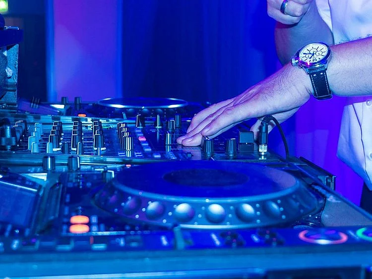 dj disk jockey generic