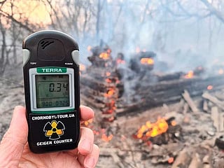 Forest fire in Chernobyl's nuclear zone stirs controversy