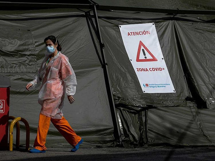 Spain coronavirus tent