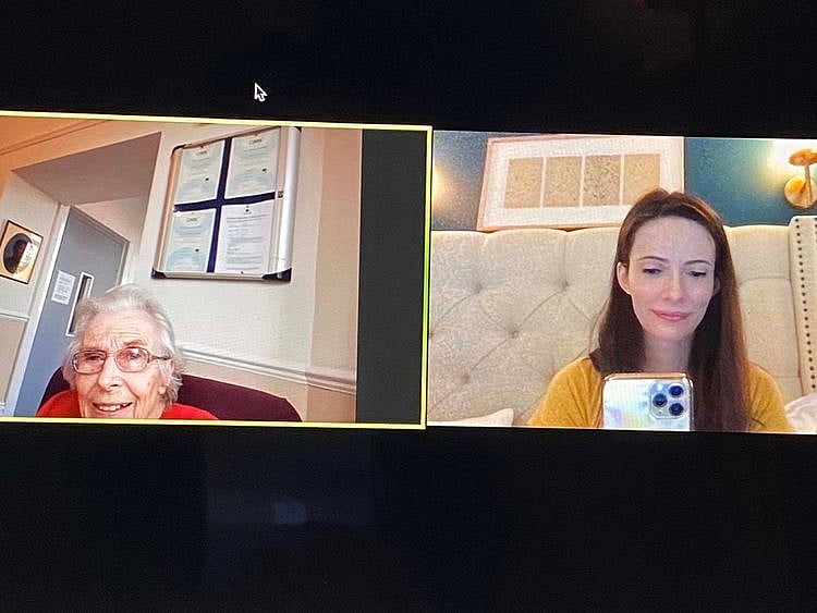 'Adopt a Grandparent'