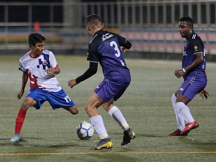 2020-04-12T025223Z_1225981772_RC2Q2G9GGW39_RTRMADP_3_HEALTH-CORONAVIRUS-SOCCER-NICARAGUA-(Read-Only)