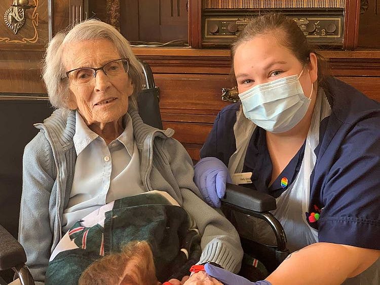 Connie Titchen, 106-year-old, beats coronavirus