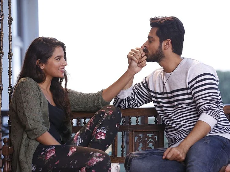 Tanya Hope and Harish Kalyan in Dharala Prabhu-1587533020806