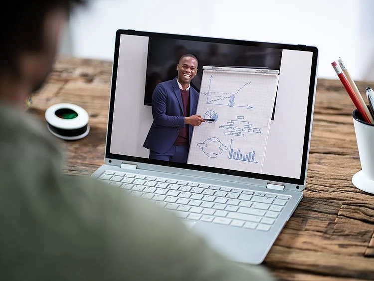 e-learning curve lead
