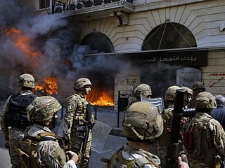Photos: Lebanese riots over price hikes leave 1 dead, scores injured