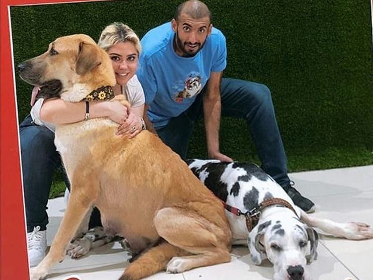 NAT 200429 Mira ross AND husband Sultan-1588310046765