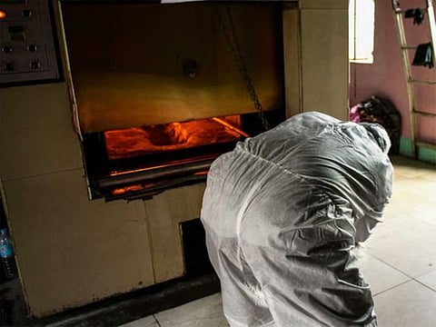 Manila crematorium handles extra volume during COVID-19 pandemic