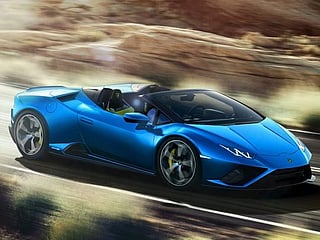 New Lamborghini Huracan Evo RWD Spyder revealed!