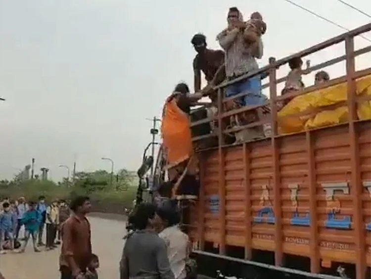 Coronavirus: How India’s migrant workers suffer without food or money, amid the COVID-19 lockdown