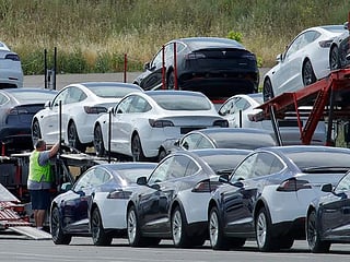 Police make a visit to Tesla's US plant for compliance checks
