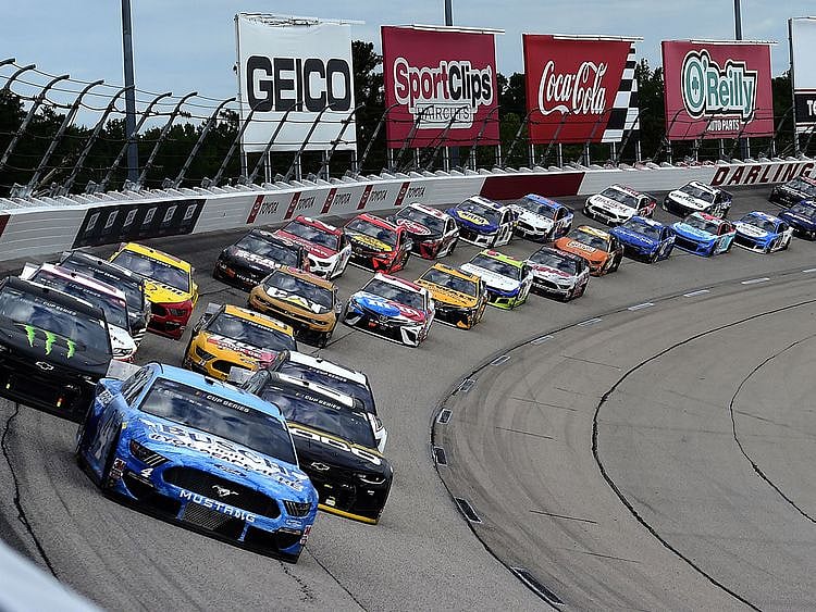 Kevin Harvick leads the way at the Darlington 400.
