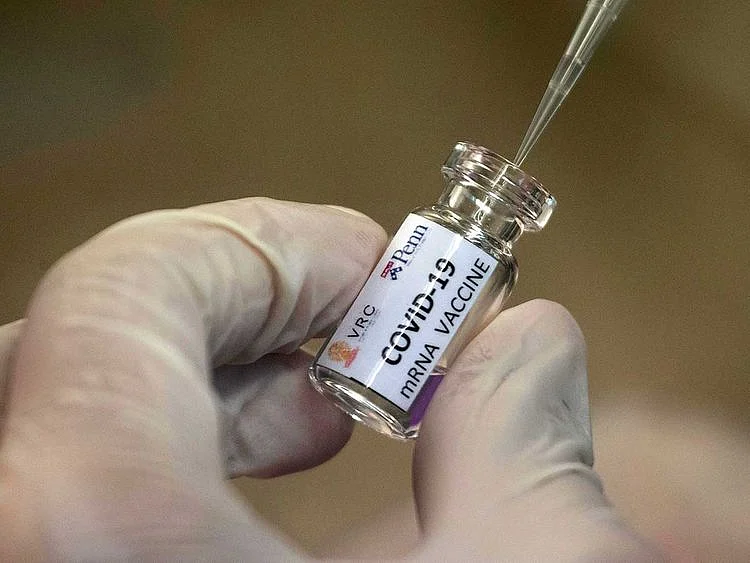 CORONAVIRUS-VACCINE4