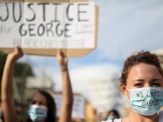 George Floyd asphyxiated by sustained pressure: new autopsy