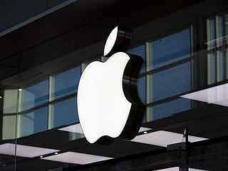 Apple working on folding iPhone with Samsung screen: Report